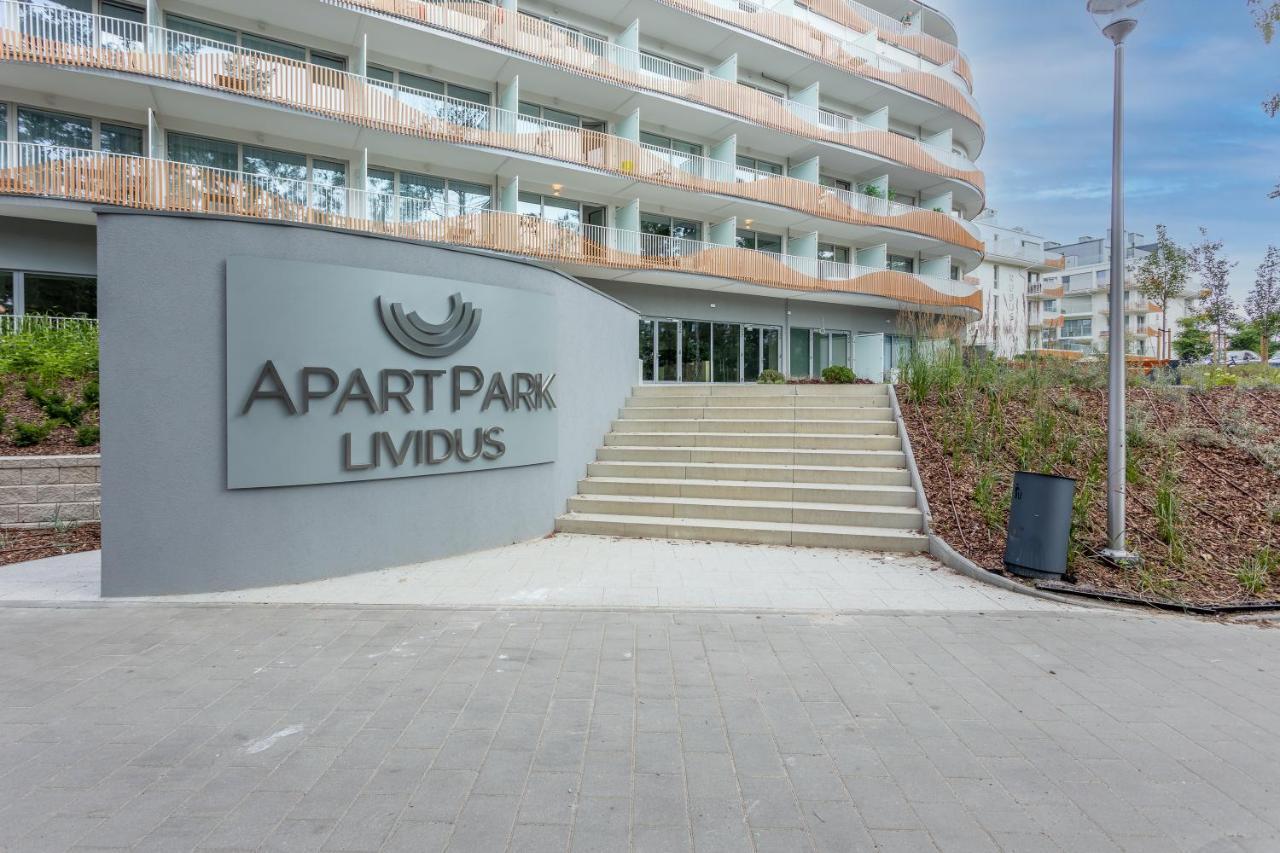 Apartpark - Ambria Apartments 슈비노우이스쳬 외부 사진